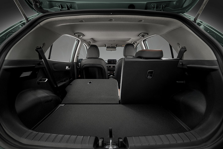 60:40 split folding rear seats