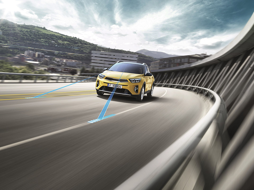 Lane Keeping Assist (LKA)