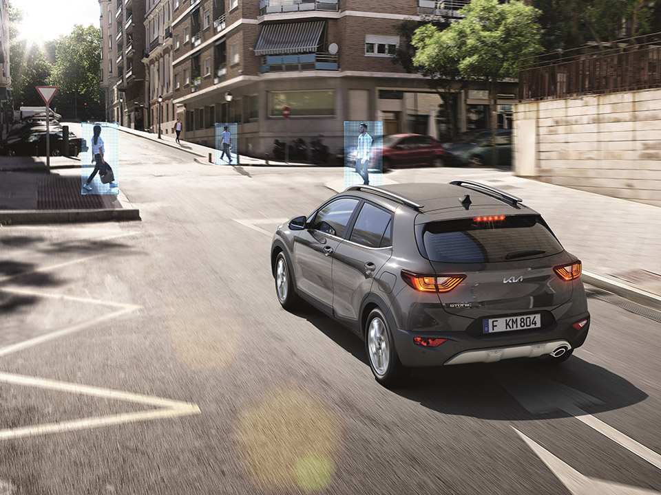 Forward Collision-avoidance Assist (FCA)