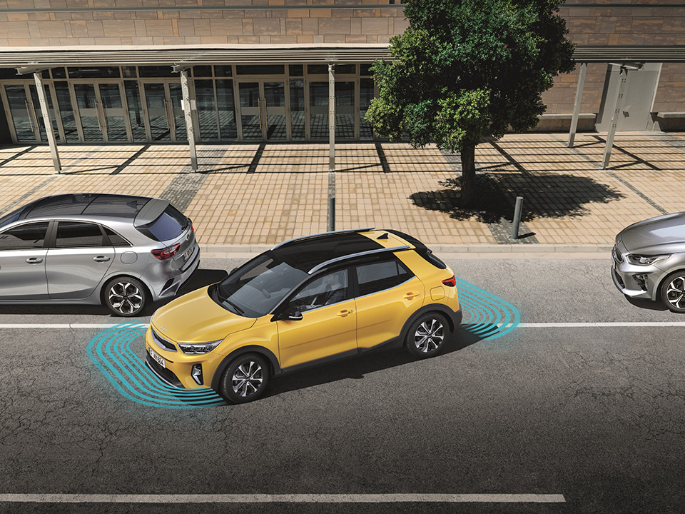 Forward/reverse Parking Distance Warning (PDW)